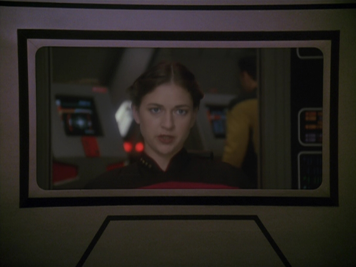 extant_StarTrek_DS9_4x12-ParadiseLost_03328.jpg