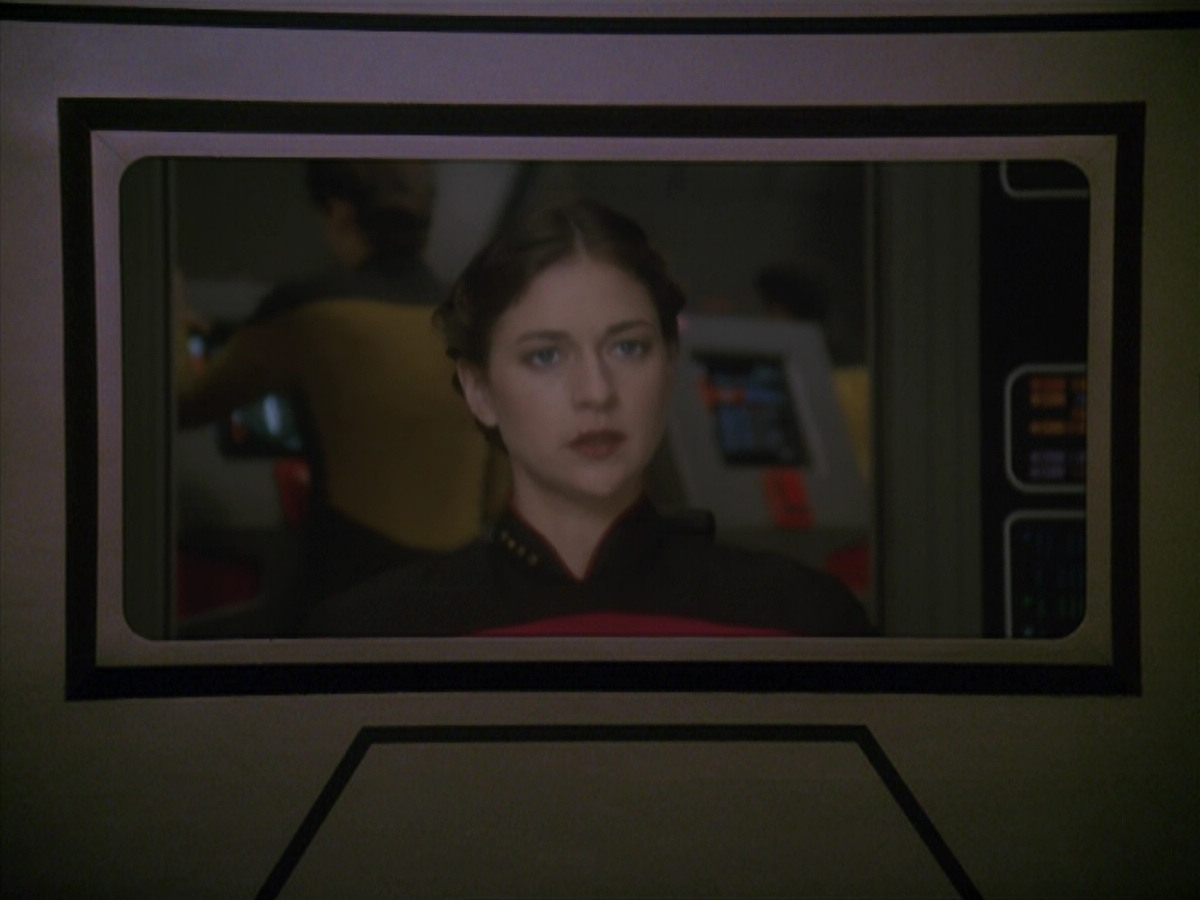 extant_StarTrek_DS9_4x12-ParadiseLost_03340.jpg