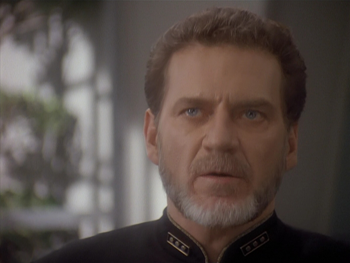 extant_StarTrek_DS9_4x12-ParadiseLost_03358.jpg
