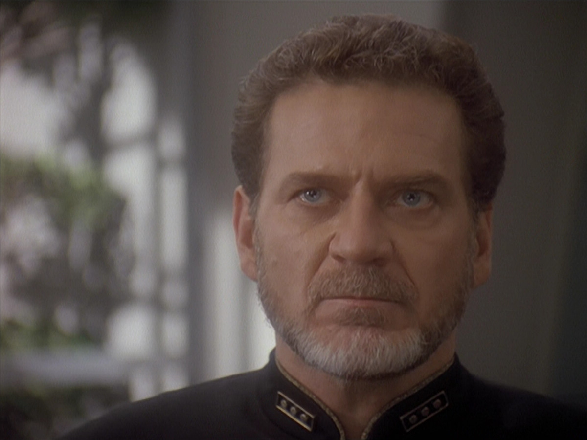 extant_StarTrek_DS9_4x12-ParadiseLost_03359.jpg