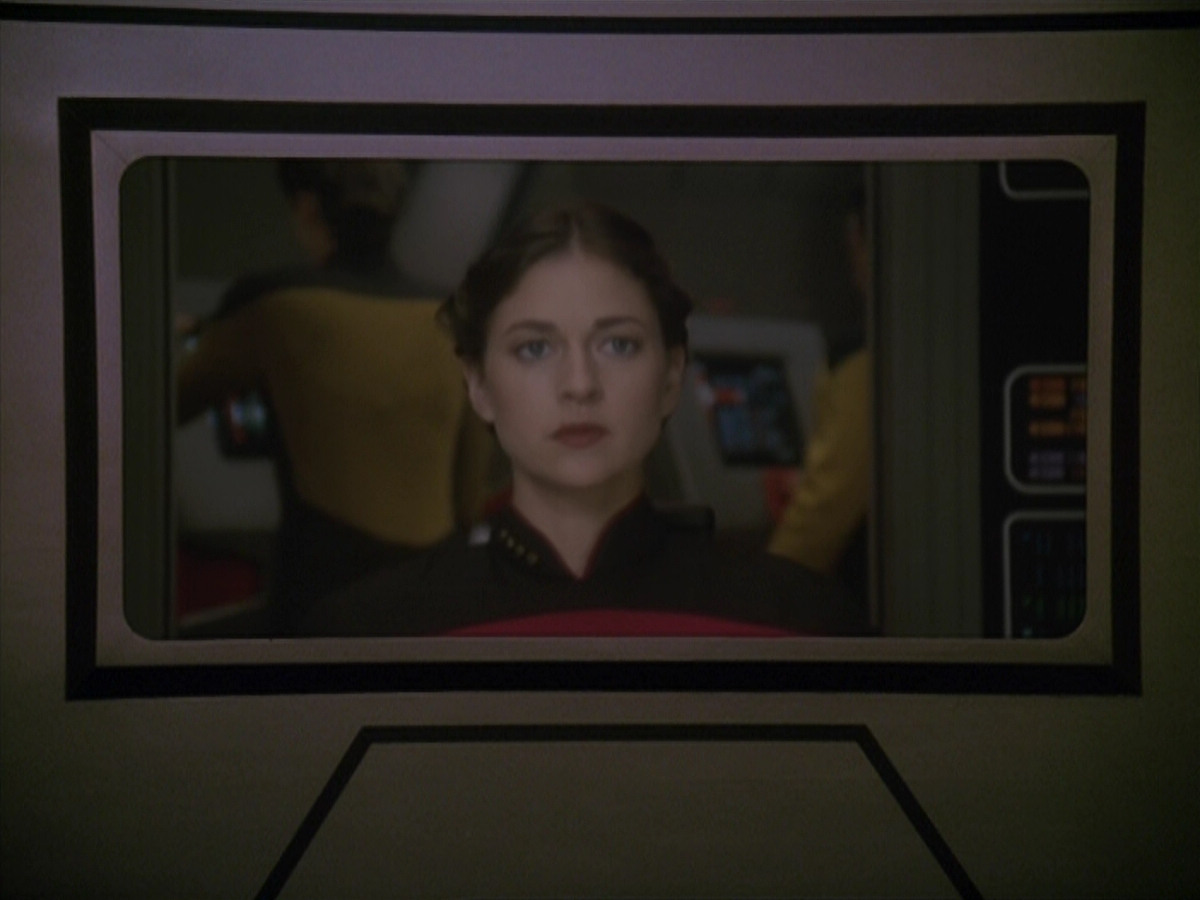 extant_StarTrek_DS9_4x12-ParadiseLost_03360.jpg