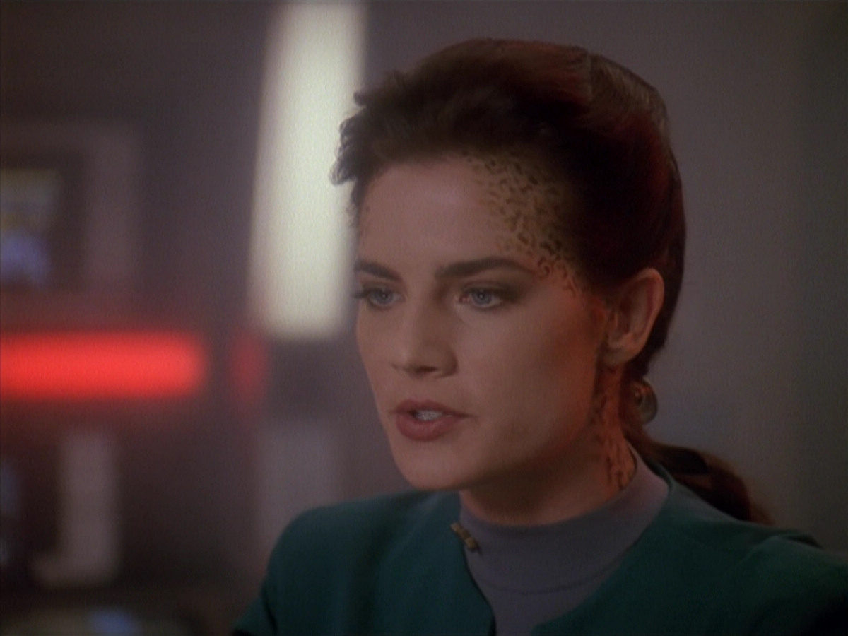 extant_StarTrek_DS9_4x12-ParadiseLost_03367.jpg