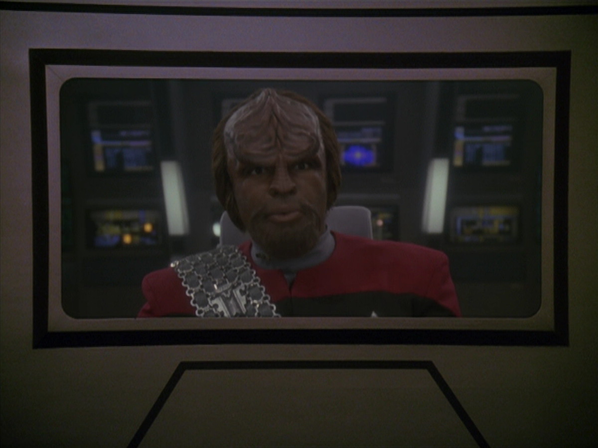 extant_StarTrek_DS9_4x12-ParadiseLost_03443.jpg