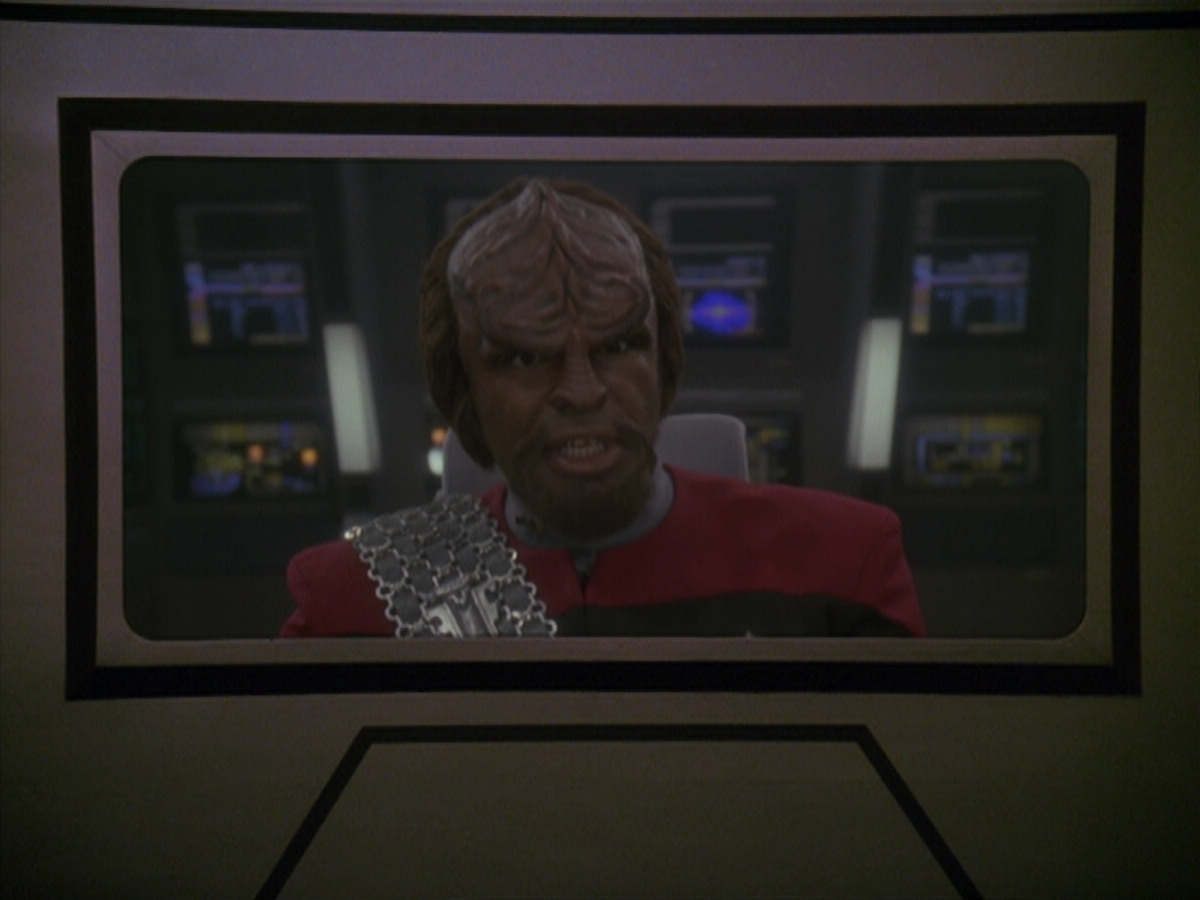 extant_StarTrek_DS9_4x12-ParadiseLost_03450.jpg