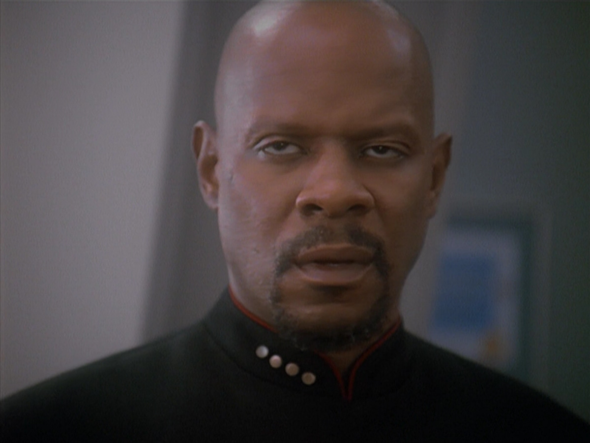 extant_StarTrek_DS9_4x12-ParadiseLost_03453.jpg