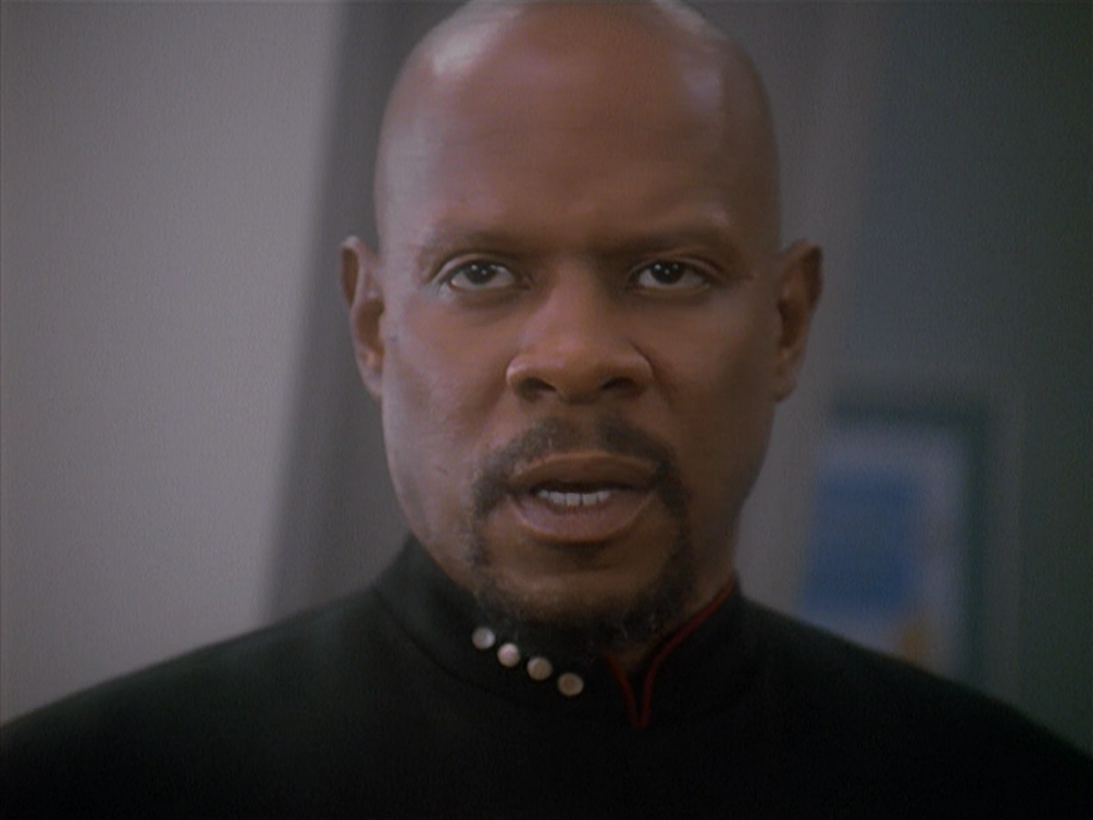 extant_StarTrek_DS9_4x12-ParadiseLost_03454.jpg