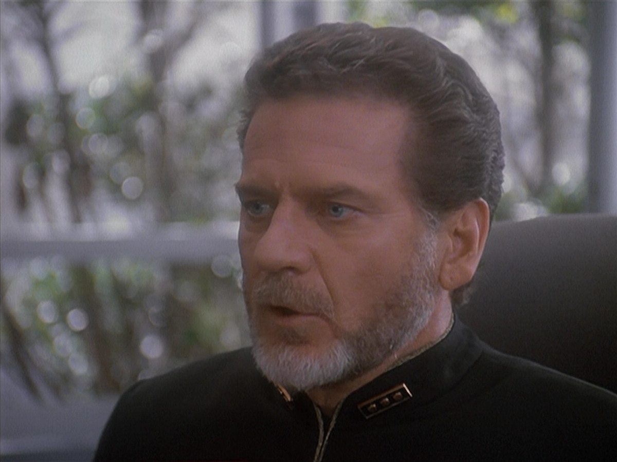 extant_StarTrek_DS9_4x12-ParadiseLost_03507.jpg