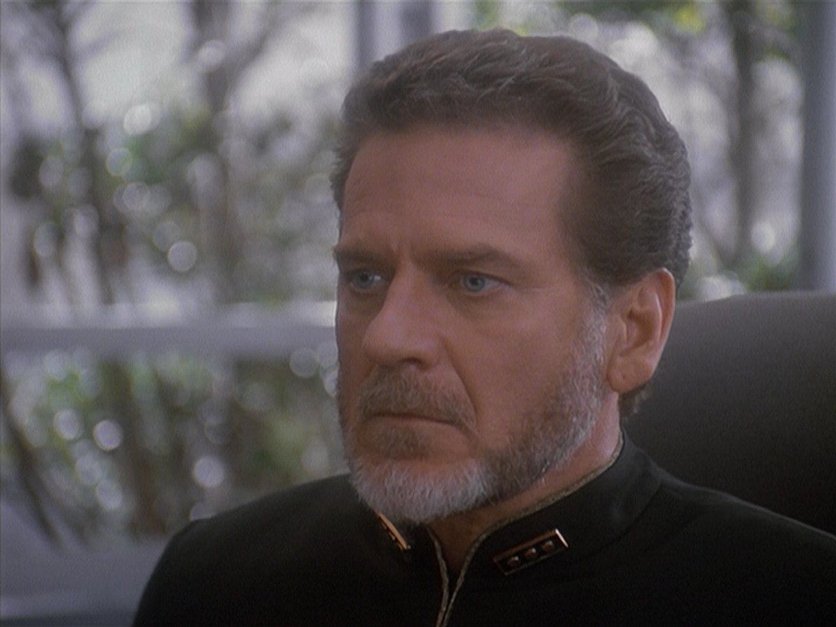 extant_StarTrek_DS9_4x12-ParadiseLost_03511.jpg