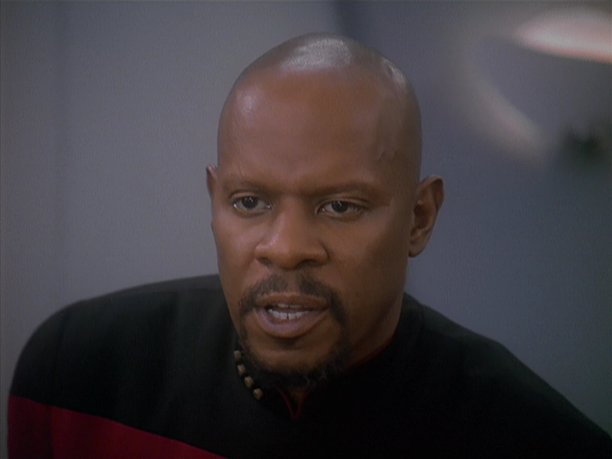 extant_StarTrek_DS9_4x12-ParadiseLost_03519.jpg