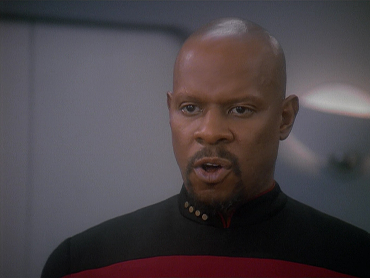 extant_StarTrek_DS9_4x12-ParadiseLost_03530.jpg