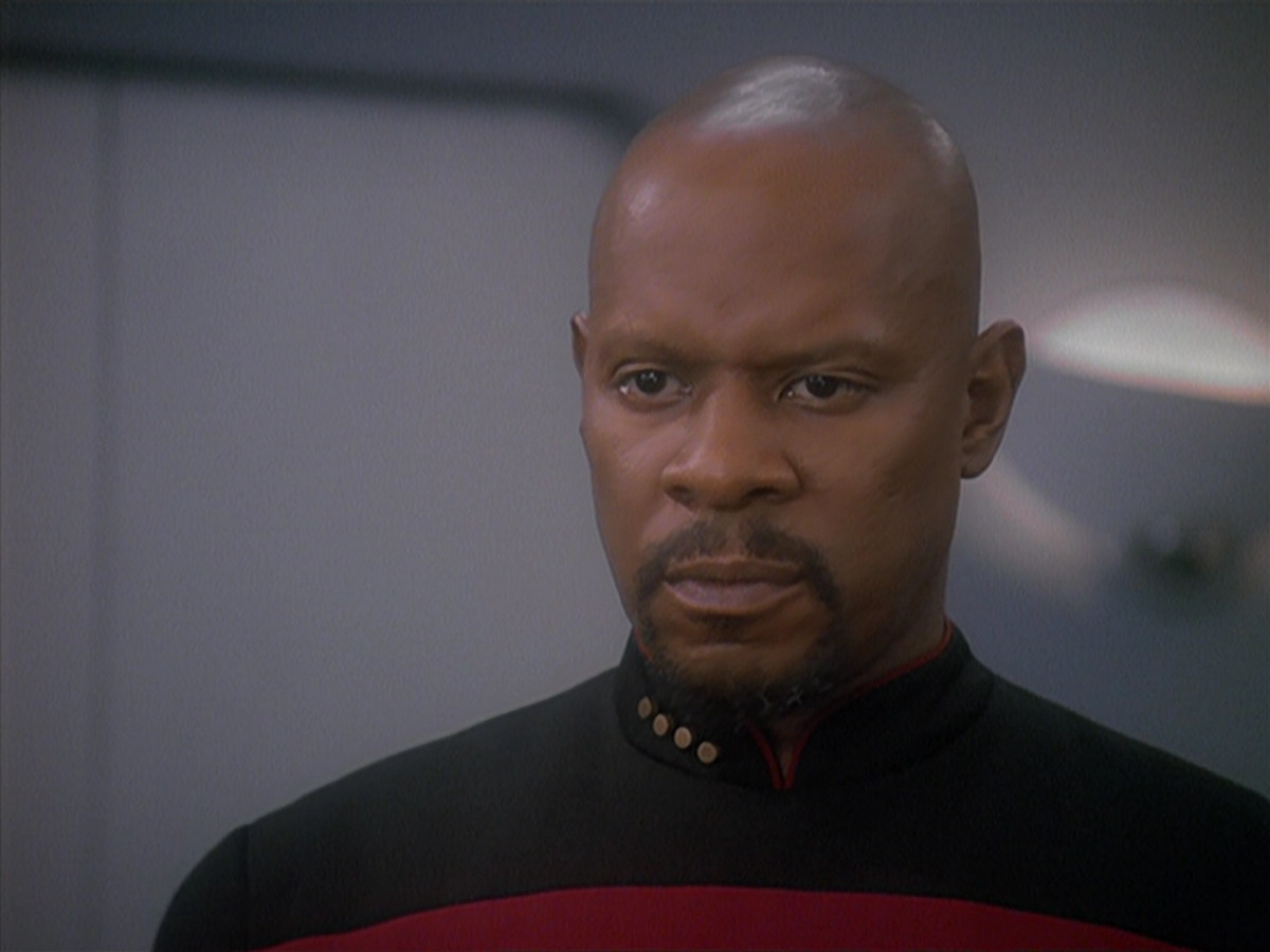 extant_StarTrek_DS9_4x12-ParadiseLost_03532.jpg