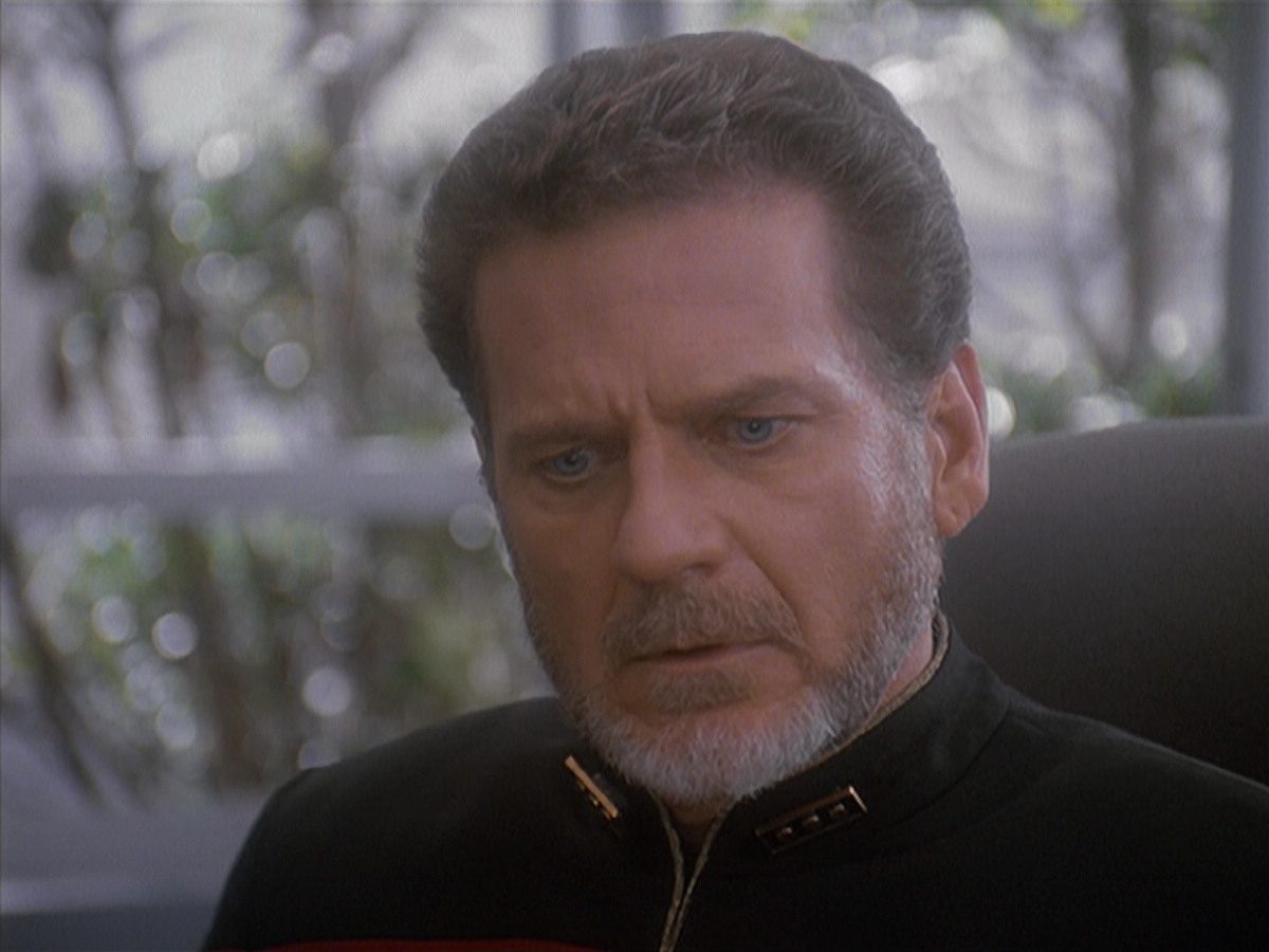 extant_StarTrek_DS9_4x12-ParadiseLost_03534.jpg