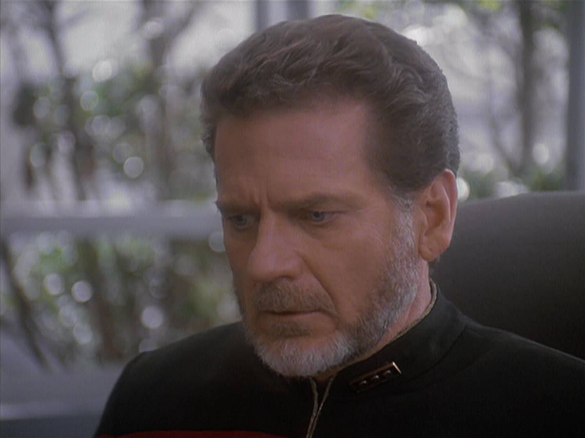 extant_StarTrek_DS9_4x12-ParadiseLost_03536.jpg
