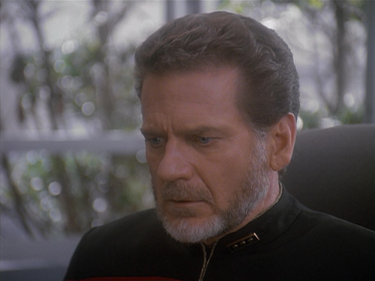 extant_StarTrek_DS9_4x12-ParadiseLost_03538.jpg