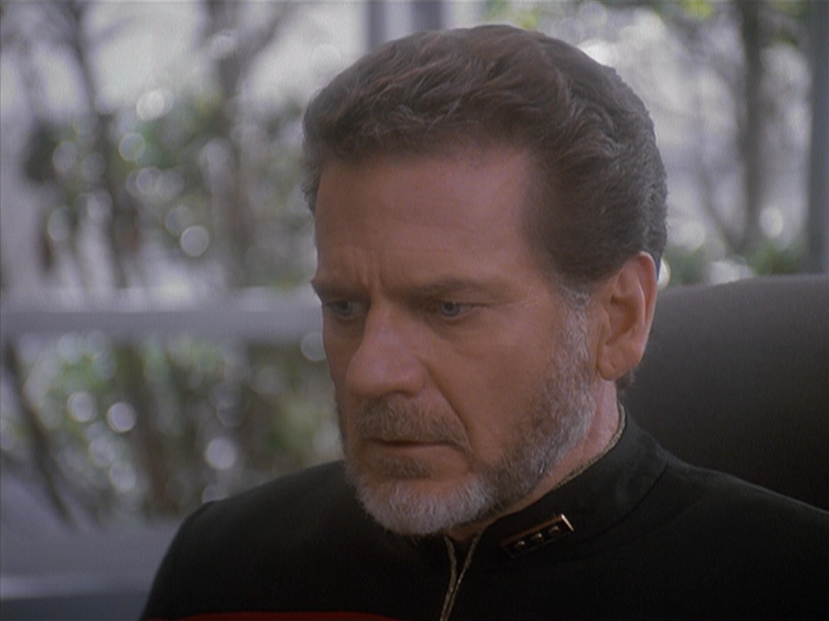 extant_StarTrek_DS9_4x12-ParadiseLost_03539.jpg