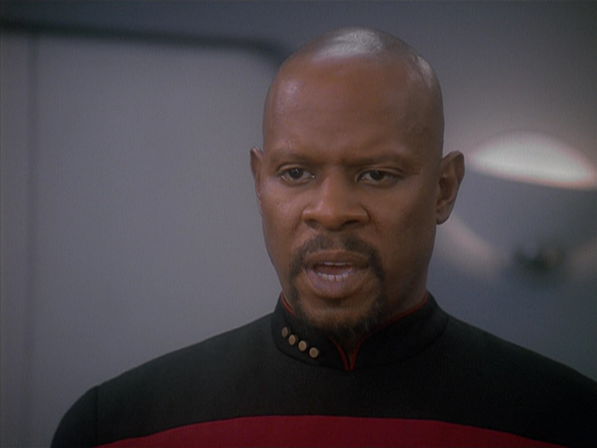 extant_StarTrek_DS9_4x12-ParadiseLost_03540.jpg