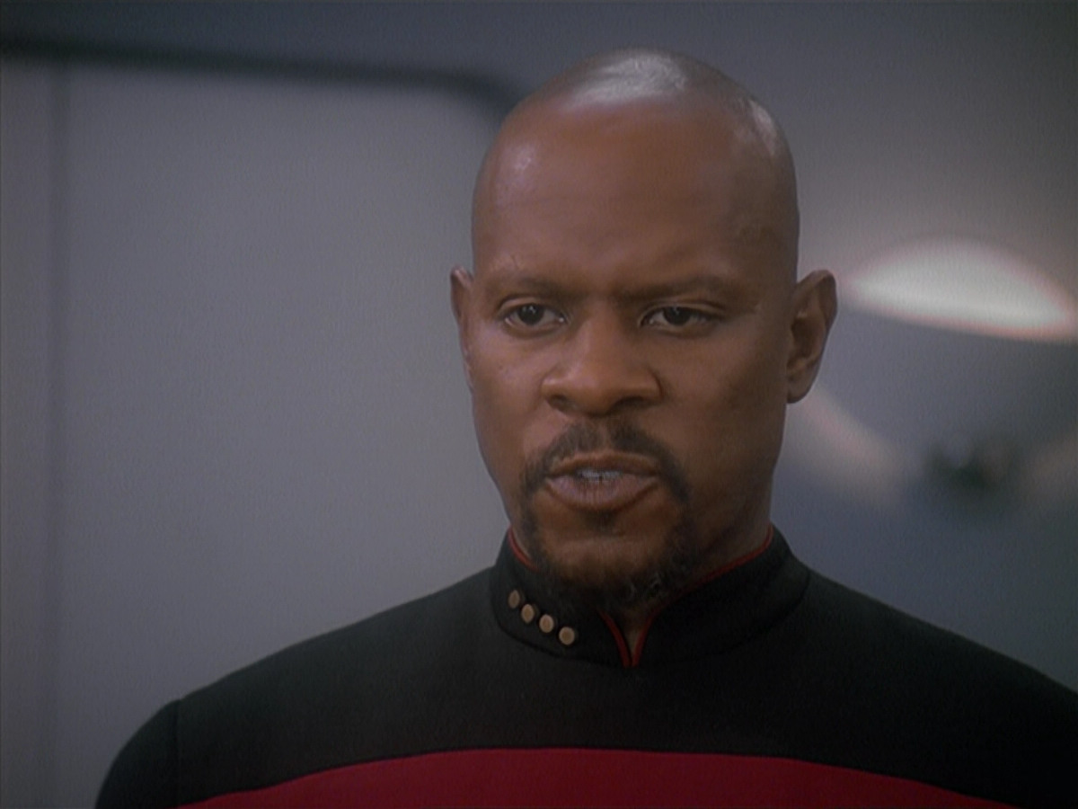 extant_StarTrek_DS9_4x12-ParadiseLost_03541.jpg