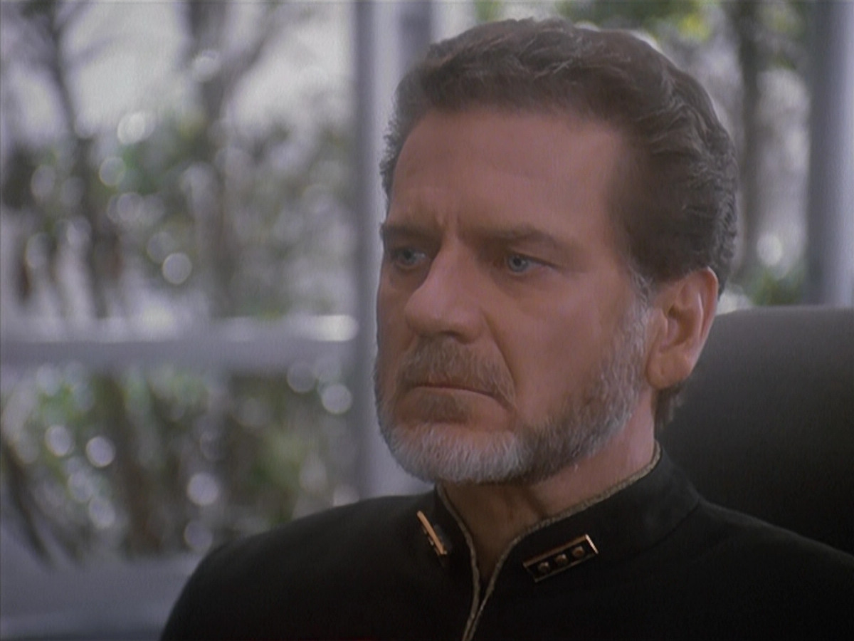 extant_StarTrek_DS9_4x12-ParadiseLost_03548.jpg