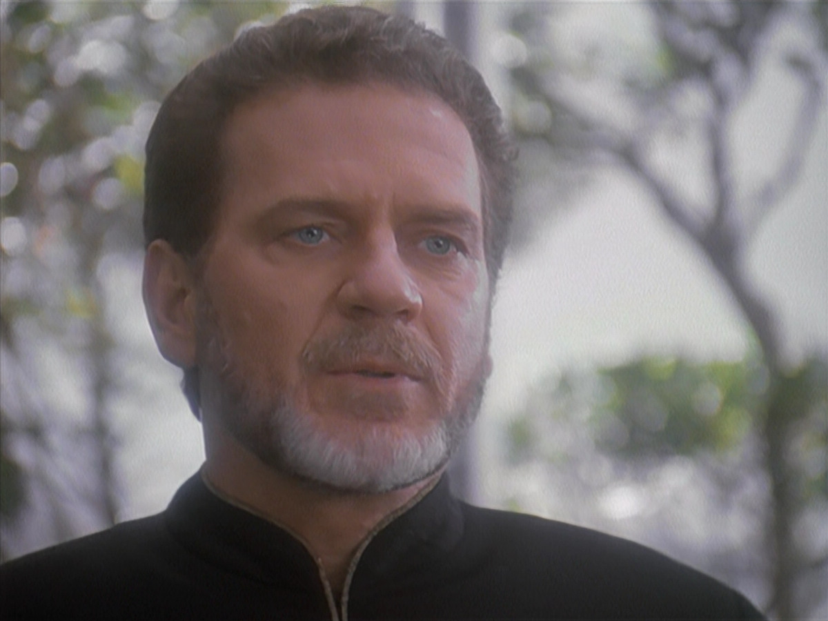 extant_StarTrek_DS9_4x12-ParadiseLost_03575.jpg