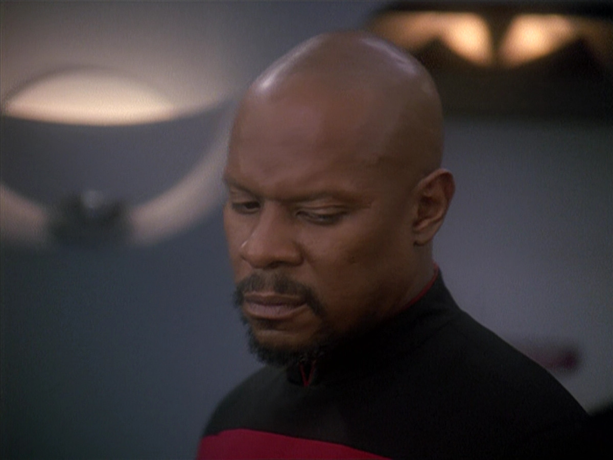 extant_StarTrek_DS9_4x12-ParadiseLost_03593.jpg
