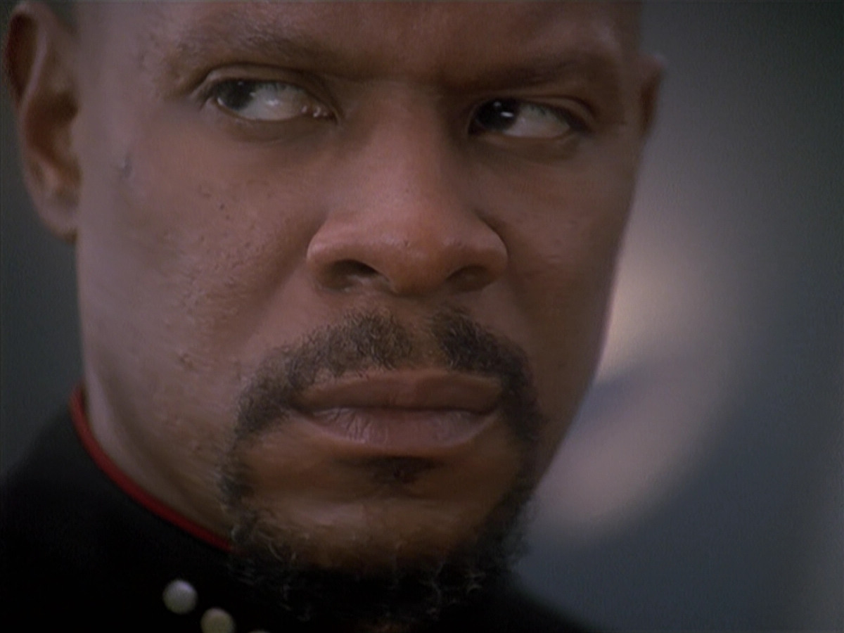 extant_StarTrek_DS9_4x12-ParadiseLost_03613.jpg
