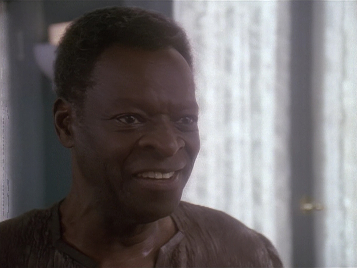 extant_StarTrek_DS9_4x12-ParadiseLost_03692.jpg