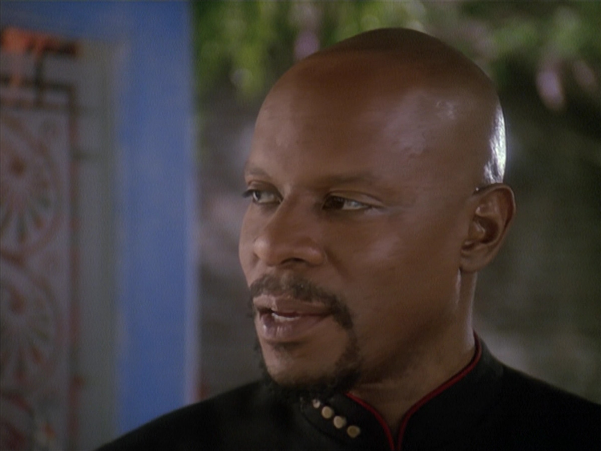 extant_StarTrek_DS9_4x12-ParadiseLost_03709.jpg