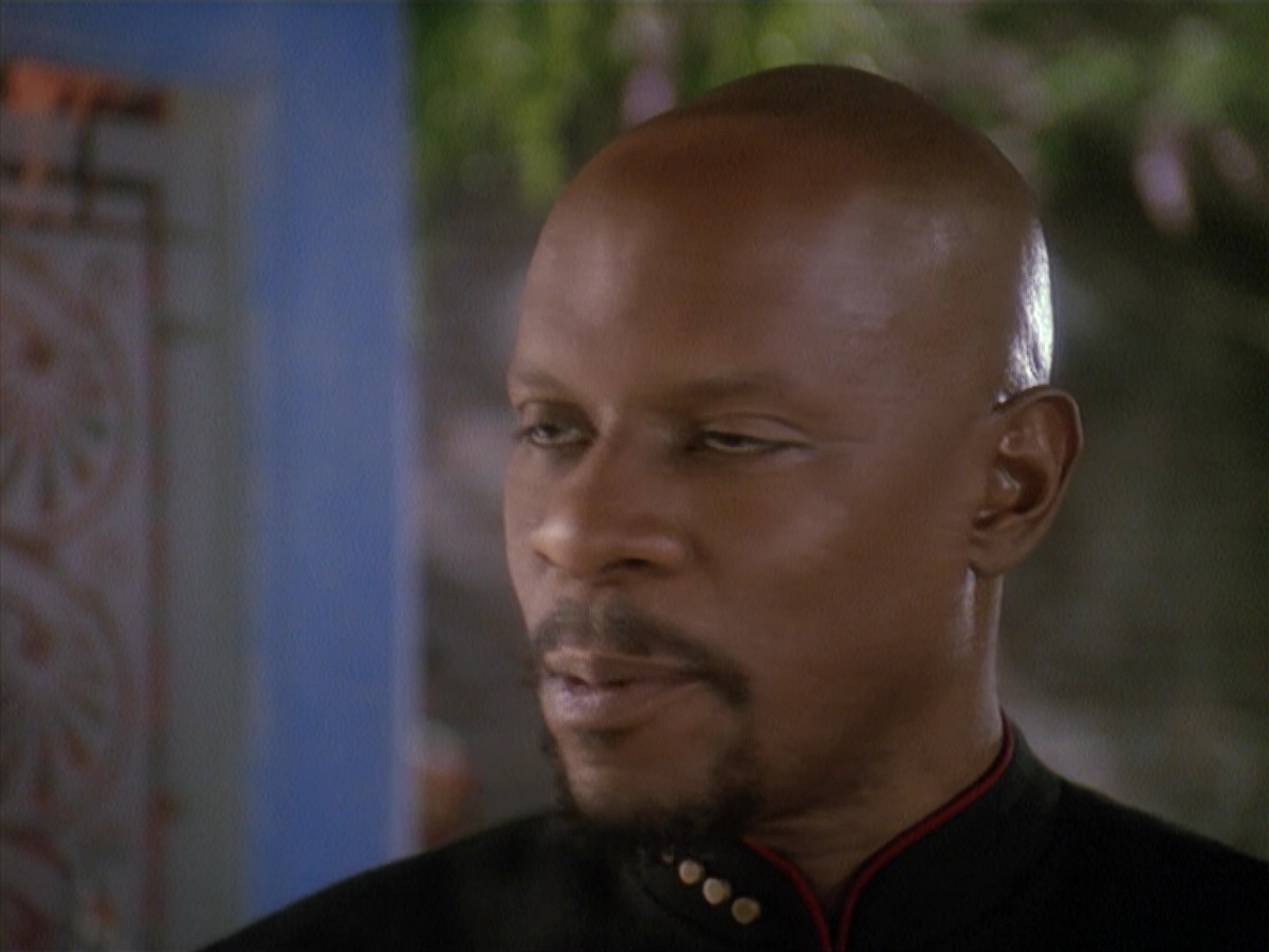 extant_StarTrek_DS9_4x12-ParadiseLost_03710.jpg