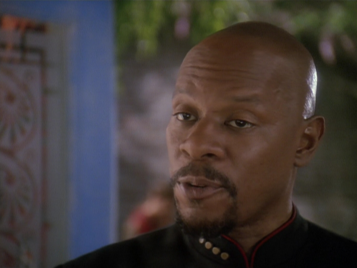 extant_StarTrek_DS9_4x12-ParadiseLost_03713.jpg