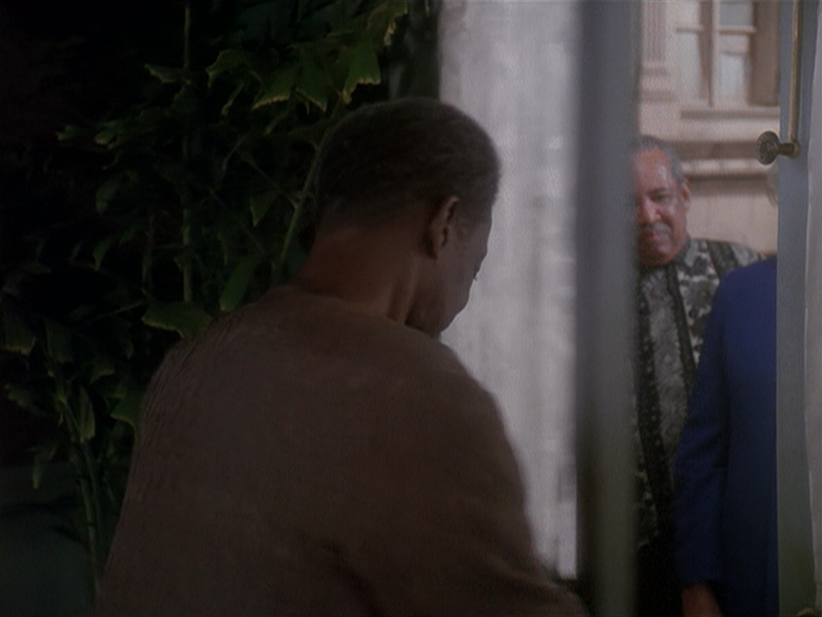 extant_StarTrek_DS9_4x12-ParadiseLost_03750.jpg