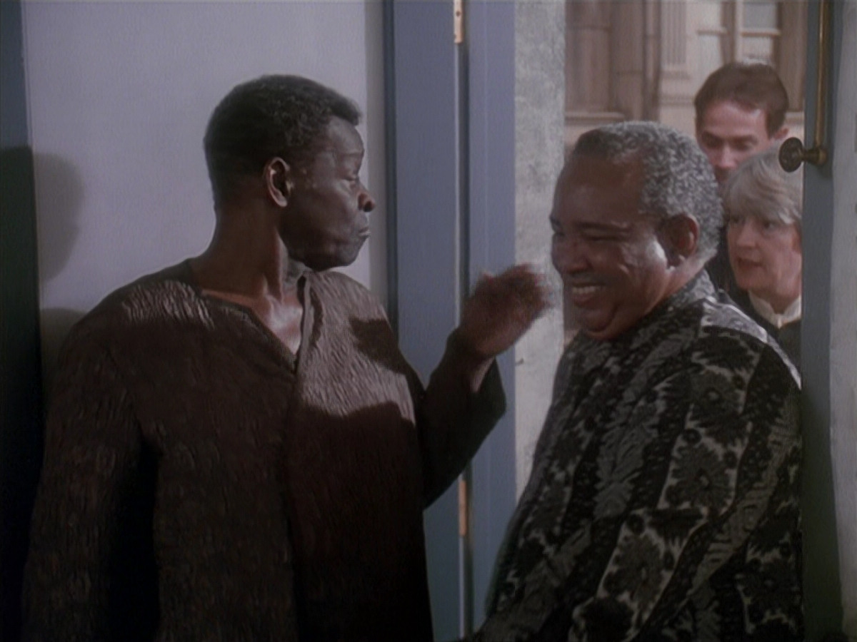 extant_StarTrek_DS9_4x12-ParadiseLost_03758.jpg