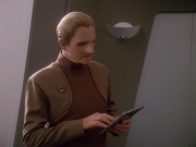 Filename=extant_StarTrek_DS9_4x12-ParadiseLost_00182.jpg
Filesize=145KiB
Dimensions=1200x900
Date added=Oct 21, 2019 extant_StarTrek_DS9_4x12-ParadiseLost_00182.jpg
