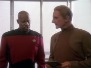 Filename=extant_StarTrek_DS9_4x12-ParadiseLost_00201.jpg
Filesize=174KiB
Dimensions=1200x900
Date added=Oct 21, 2019 extant_StarTrek_DS9_4x12-ParadiseLost_00201.jpg