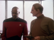 Filename=extant_StarTrek_DS9_4x12-ParadiseLost_00203.jpg
Filesize=176KiB
Dimensions=1200x900
Date added=Oct 21, 2019 extant_StarTrek_DS9_4x12-ParadiseLost_00203.jpg