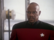 extant_StarTrek_DS9_4x12-ParadiseLost_00444.jpg