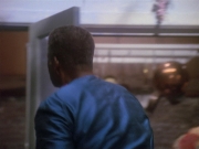 extant_StarTrek_DS9_4x12-ParadiseLost_00696.jpg