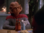 extant_StarTrek_DS9_4x12-ParadiseLost_00702.jpg
