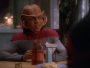 Filename=extant_StarTrek_DS9_4x12-ParadiseLost_00705.jpg
Filesize=186KiB
Dimensions=1200x900
Date added=Oct 21, 2019 extant_StarTrek_DS9_4x12-ParadiseLost_00705.jpg