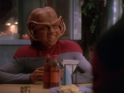 extant_StarTrek_DS9_4x12-ParadiseLost_00706.jpg