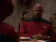 extant_StarTrek_DS9_4x12-ParadiseLost_00718.jpg