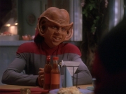 extant_StarTrek_DS9_4x12-ParadiseLost_00744.jpg