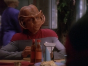 extant_StarTrek_DS9_4x12-ParadiseLost_00751.jpg