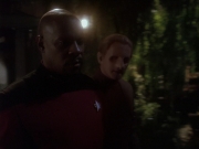 Filename=extant_StarTrek_DS9_4x12-ParadiseLost_01033.jpg
Filesize=131KiB
Dimensions=1200x900
Date added=Oct 21, 2019 extant_StarTrek_DS9_4x12-ParadiseLost_01033.jpg