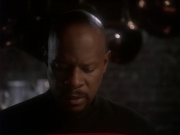 extant_StarTrek_DS9_4x12-ParadiseLost_01104.jpg