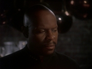 extant_StarTrek_DS9_4x12-ParadiseLost_01111.jpg