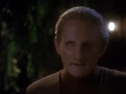 extant_StarTrek_DS9_4x12-ParadiseLost_01143.jpg