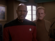 Filename=extant_StarTrek_DS9_4x12-ParadiseLost_01190.jpg
Filesize=133KiB
Dimensions=1200x900
Date added=Oct 21, 2019 extant_StarTrek_DS9_4x12-ParadiseLost_01190.jpg