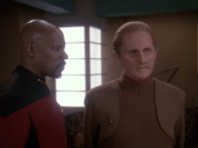 extant_StarTrek_DS9_4x12-ParadiseLost_01210.jpg