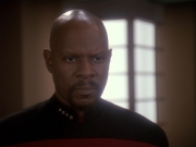 extant_StarTrek_DS9_4x12-ParadiseLost_01252.jpg