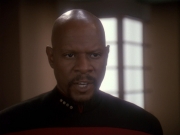 extant_StarTrek_DS9_4x12-ParadiseLost_01255.jpg